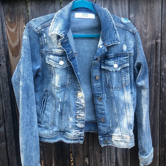 Zara Jackets & Blazers - Zara distressed jean jacket